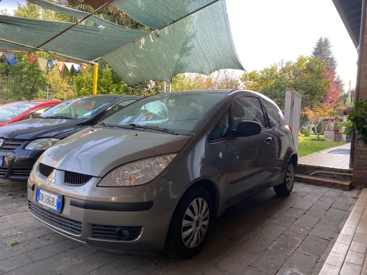 Mitsubishi Colt