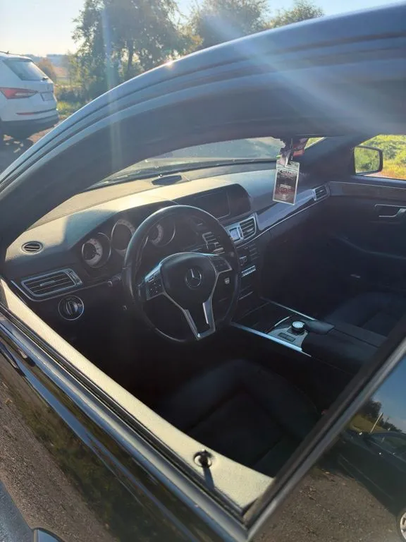 Mercedes-Benz E 500