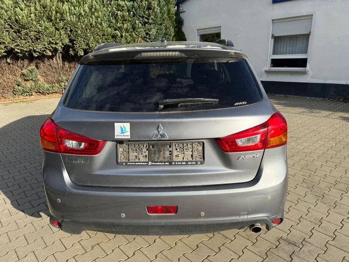 Mitsubishi ASX