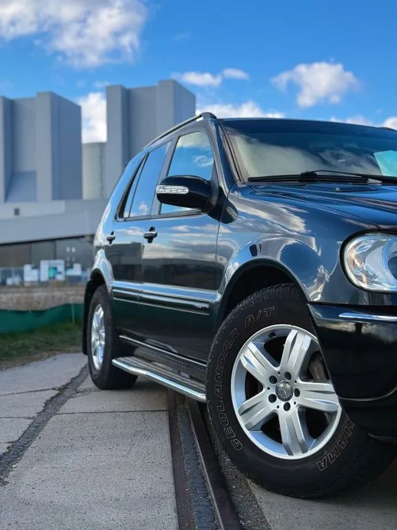 Mercedes-Benz ML 270