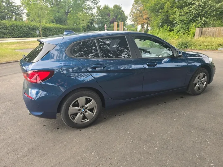 BMW 118