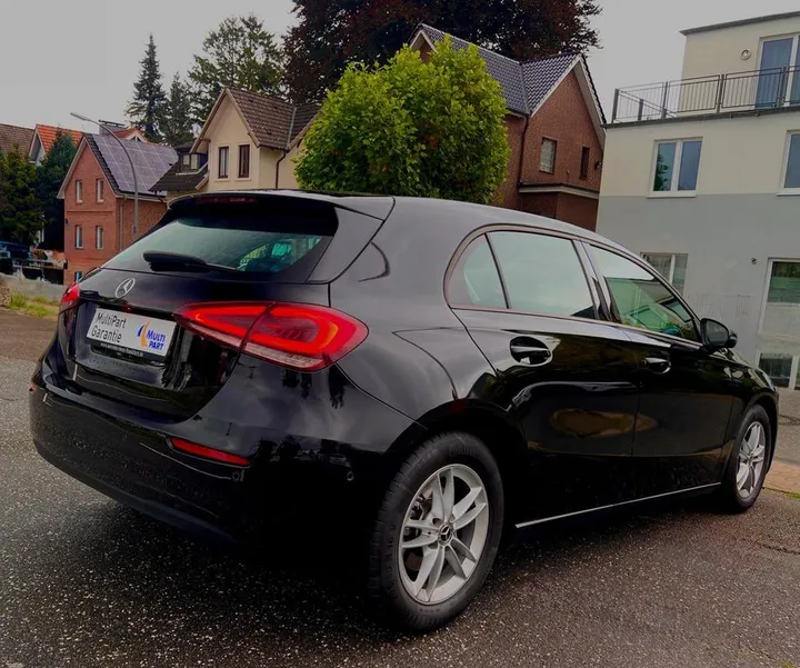 Mercedes-Benz A 200