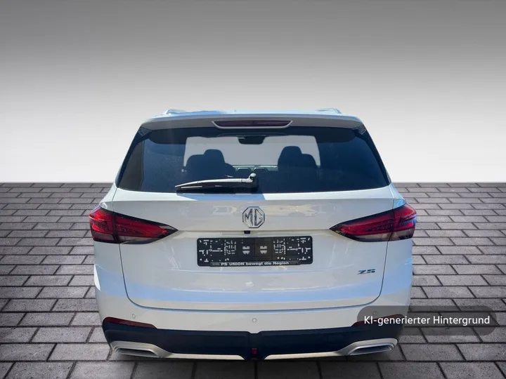 MG ZS