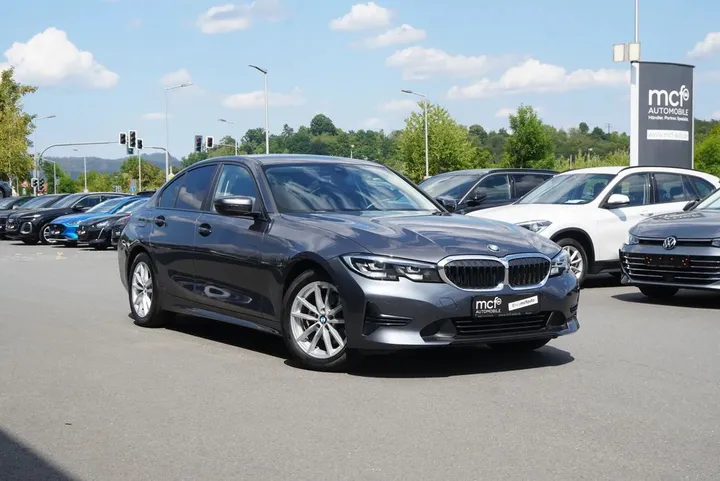 BMW 320