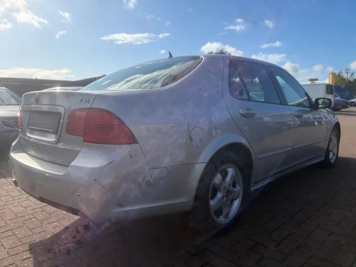 Saab 9-5