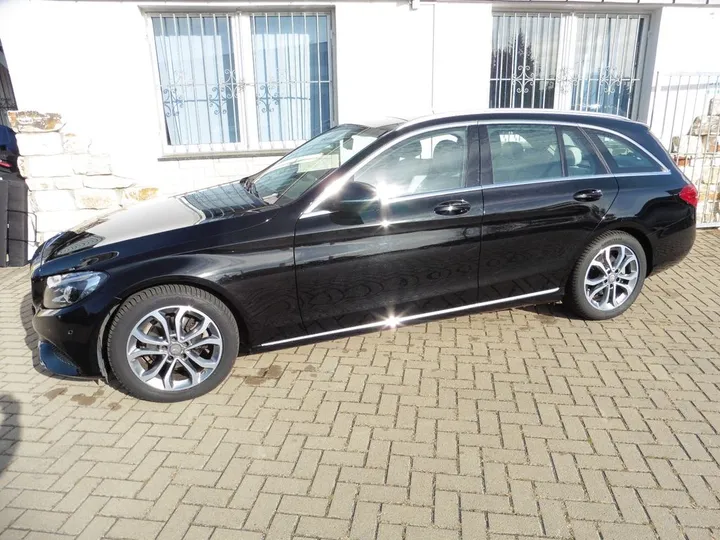 Mercedes-Benz C 180