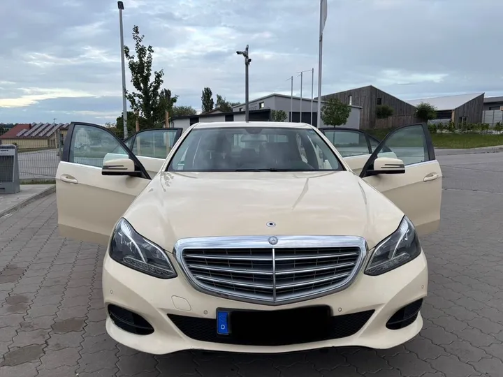 Mercedes-Benz E 200