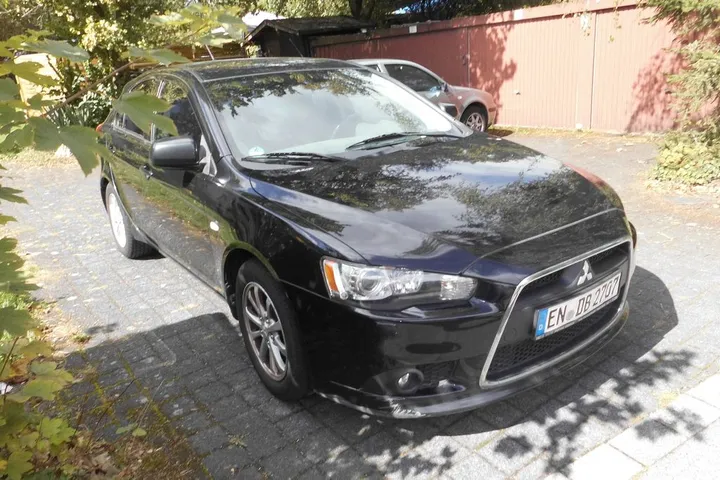Mitsubishi Lancer
