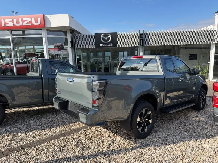 Isuzu D-Max