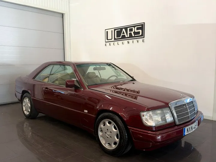 Mercedes-Benz 300