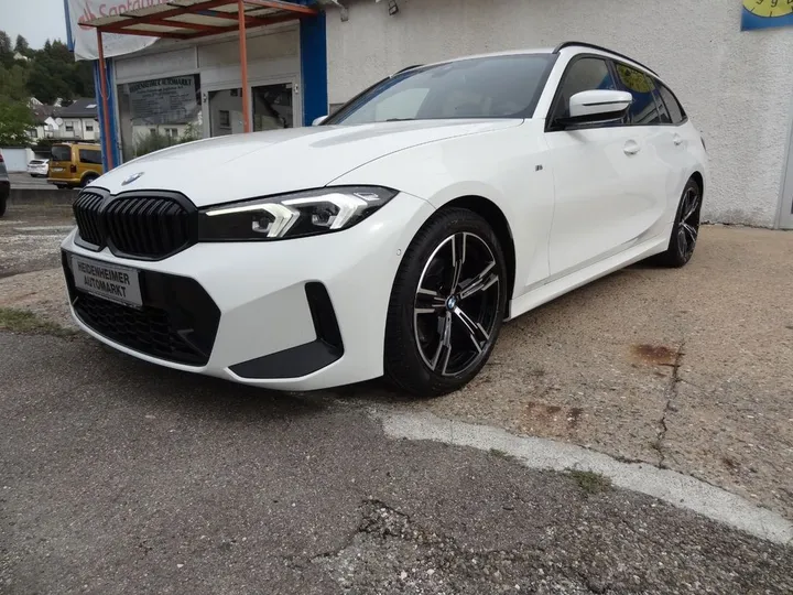 BMW 320