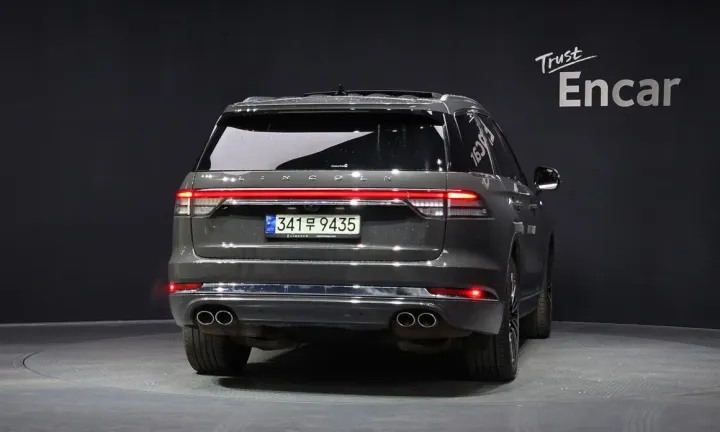 Lincoln Aviator
