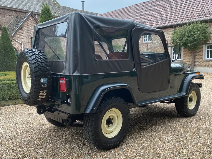 Jeep CJ