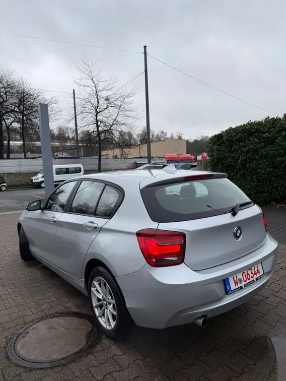 BMW 120