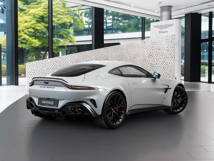 Aston Martin V8 Vantage