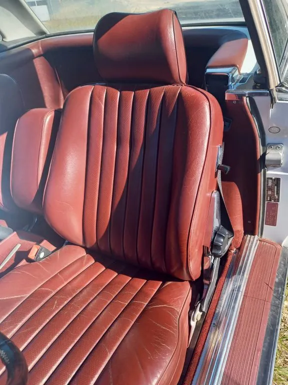 Mercedes-Benz 560