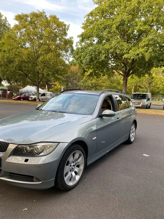 BMW 325