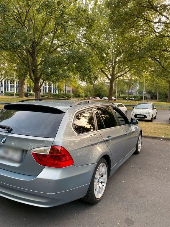 BMW 325