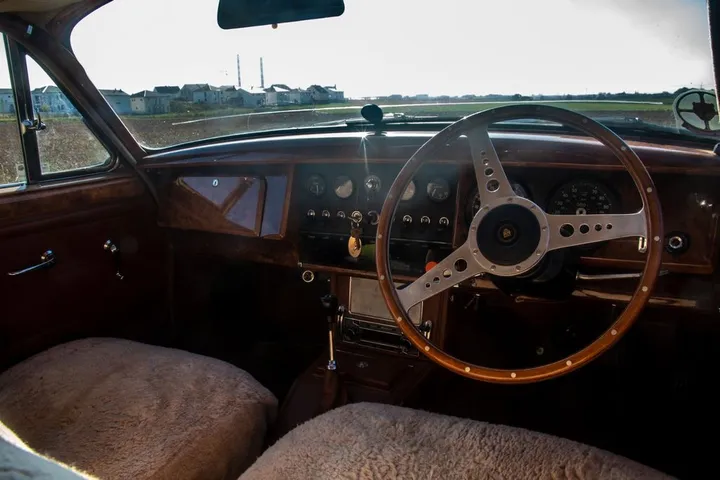 Jaguar MK II