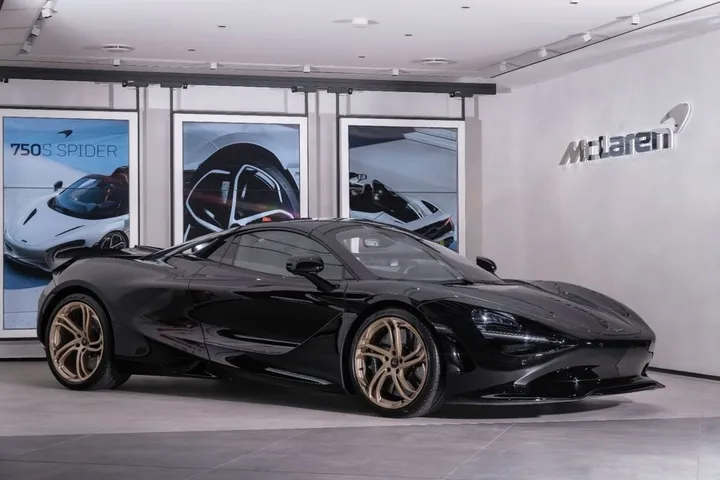 McLaren 750S