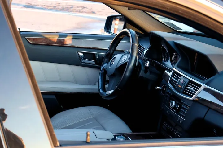 Mercedes-Benz E 500