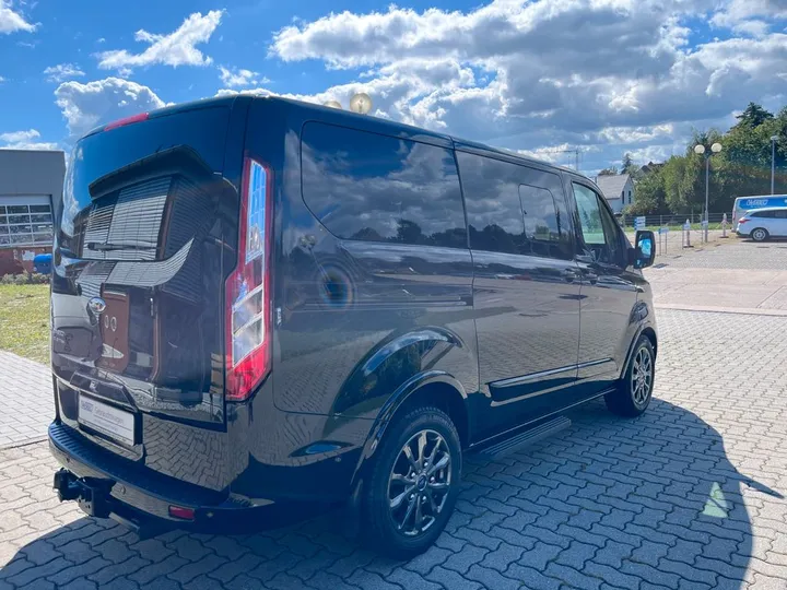 Ford Tourneo Custom