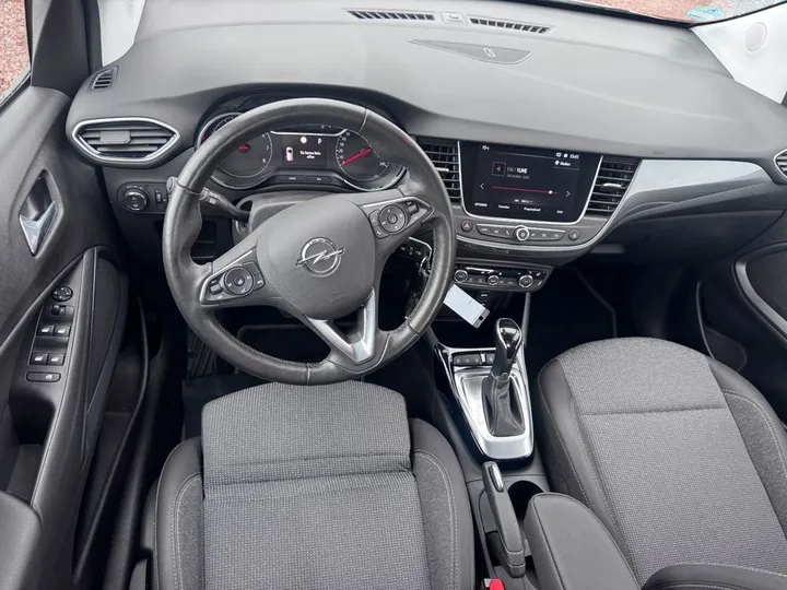Opel Crossland (X)