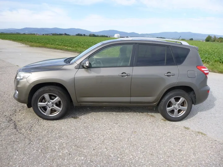 Toyota RAV 4