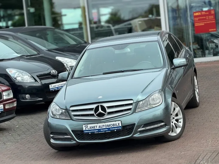 Mercedes-Benz C 200