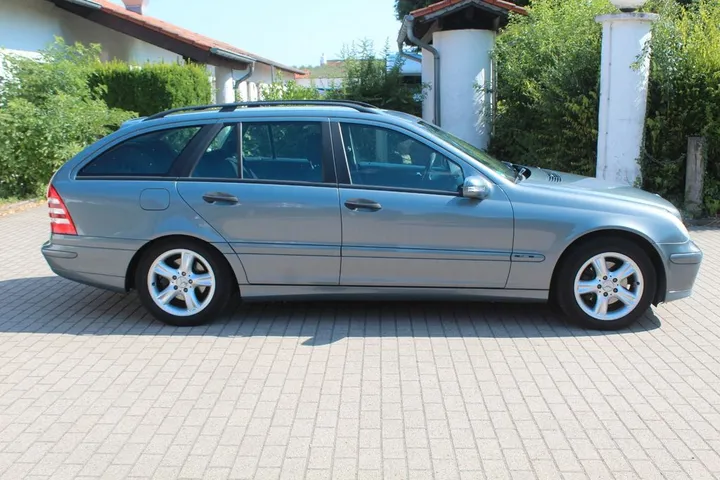 Mercedes-Benz C 200