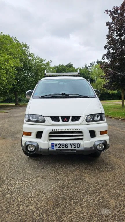 Mitsubishi L400