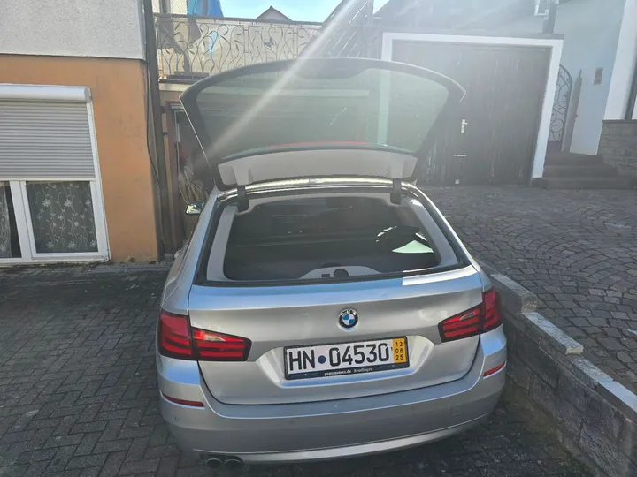 BMW 525