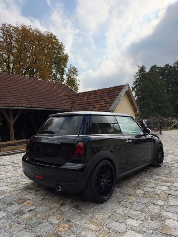 MINI Cooper D