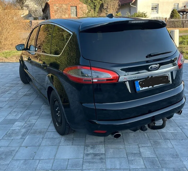 Ford S-Max