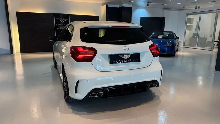 Mercedes-Benz A 180