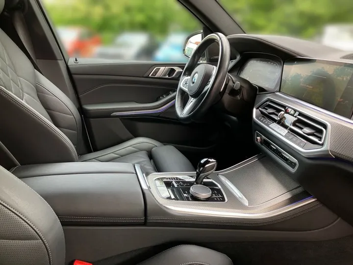 BMW X5 M50