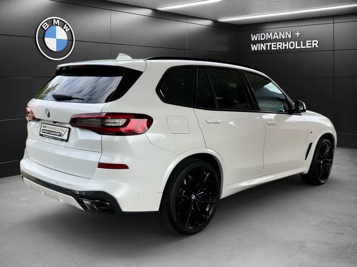 BMW X5 M50