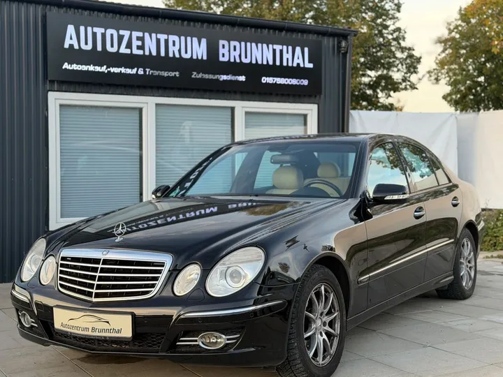 Mercedes-Benz E 320