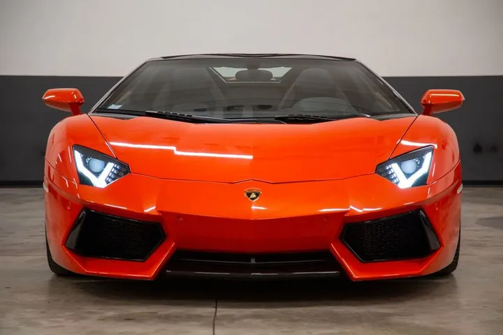Lamborghini Aventador