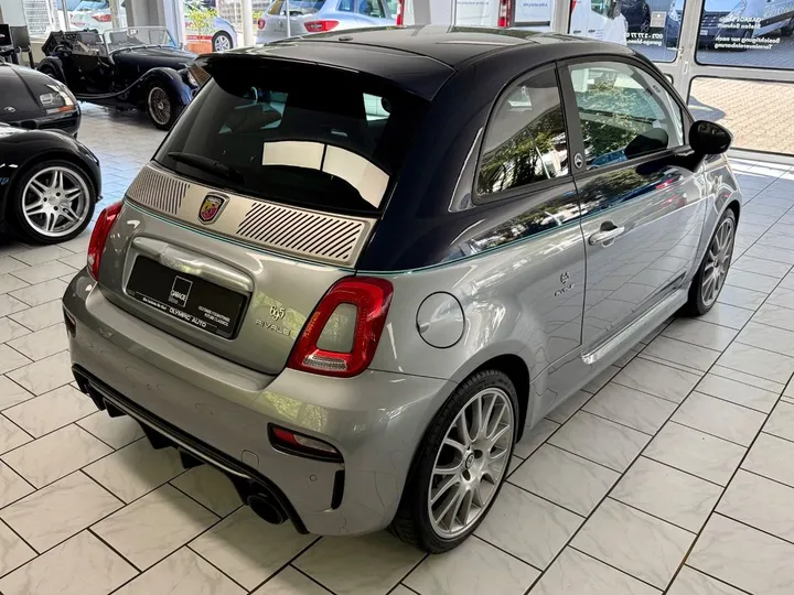 Abarth 695