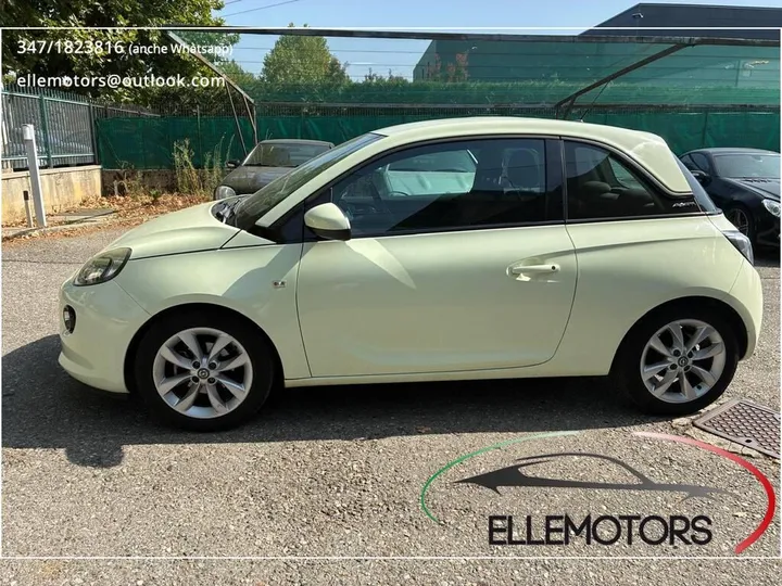 Opel Adam