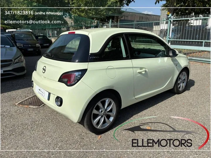 Opel Adam