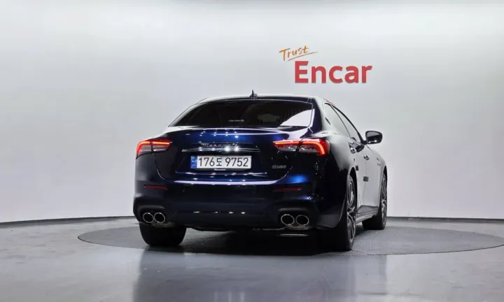 Maserati Ghibli