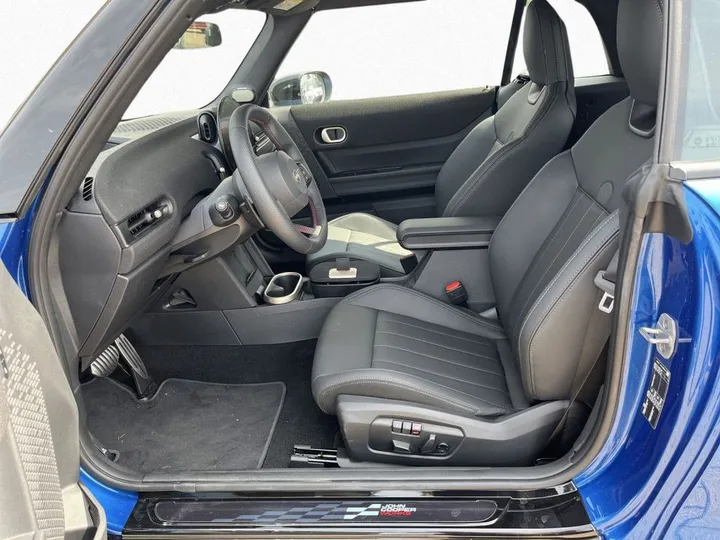 MINI John Cooper Works Cabrio