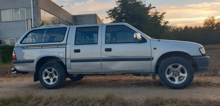 Isuzu Campo