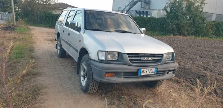 Isuzu Campo
