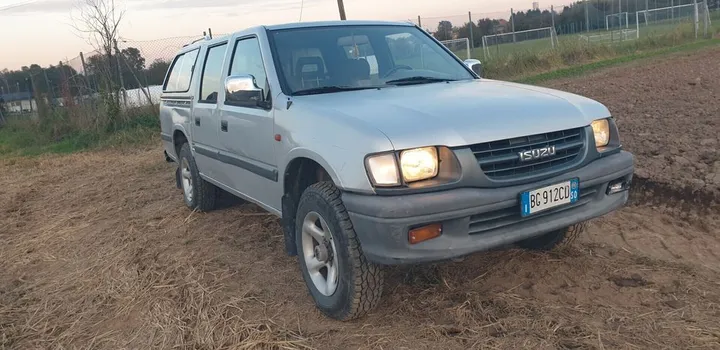 Isuzu Campo