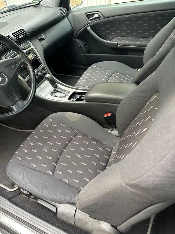 Mercedes-Benz CL 200