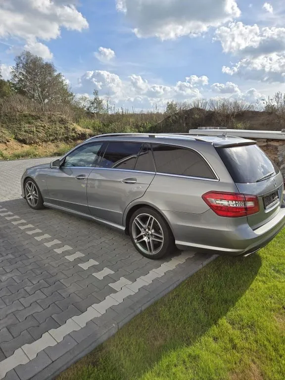 Mercedes-Benz E 350