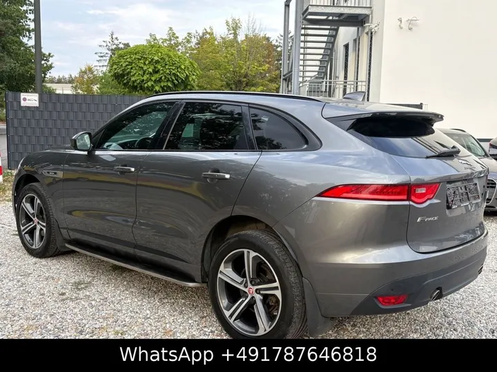 Jaguar F-Pace